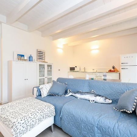 Borgo Gasparina Family Apartments Castelnuovo del Garda Bagian luar foto
