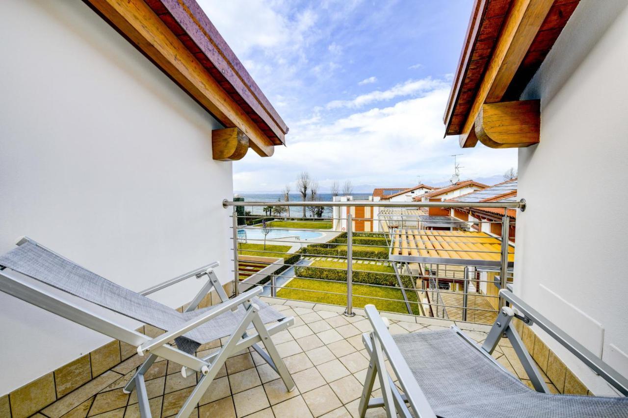 Borgo Gasparina Family Apartments Castelnuovo del Garda Bagian luar foto