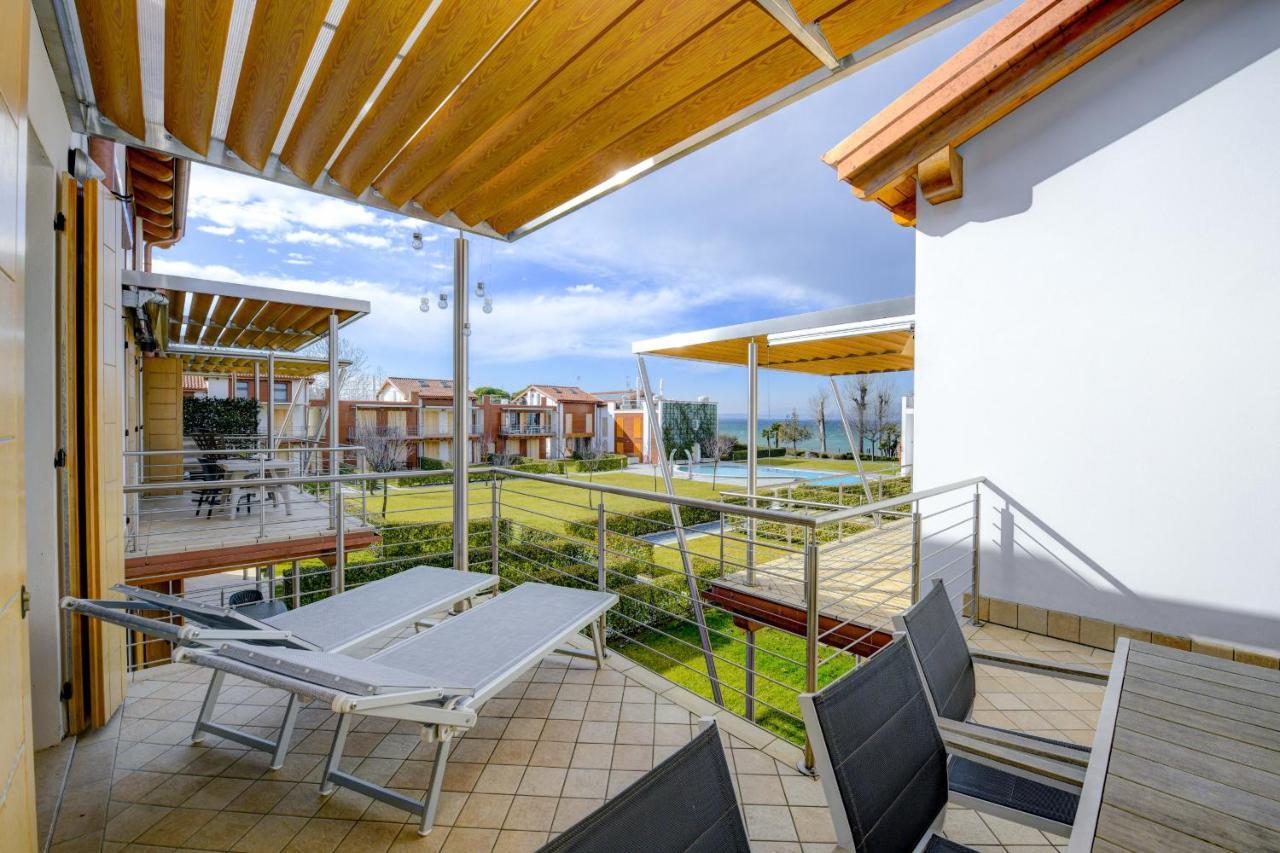 Borgo Gasparina Family Apartments Castelnuovo del Garda Bagian luar foto