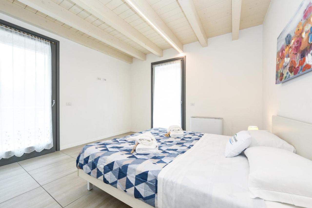 Borgo Gasparina Family Apartments Castelnuovo del Garda Bagian luar foto