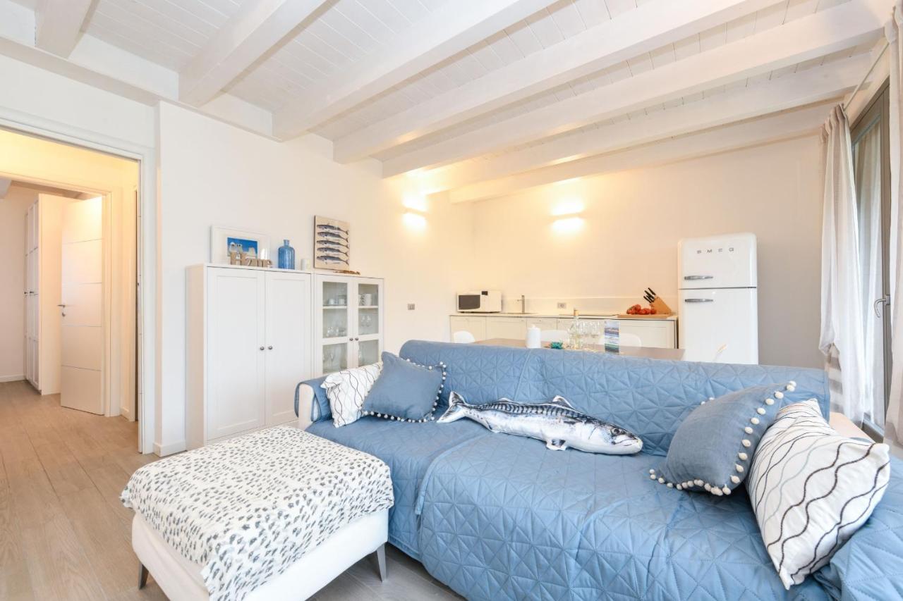 Borgo Gasparina Family Apartments Castelnuovo del Garda Bagian luar foto