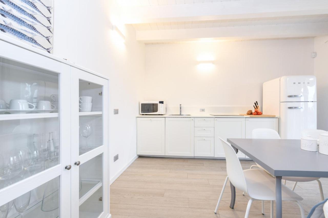 Borgo Gasparina Family Apartments Castelnuovo del Garda Bagian luar foto