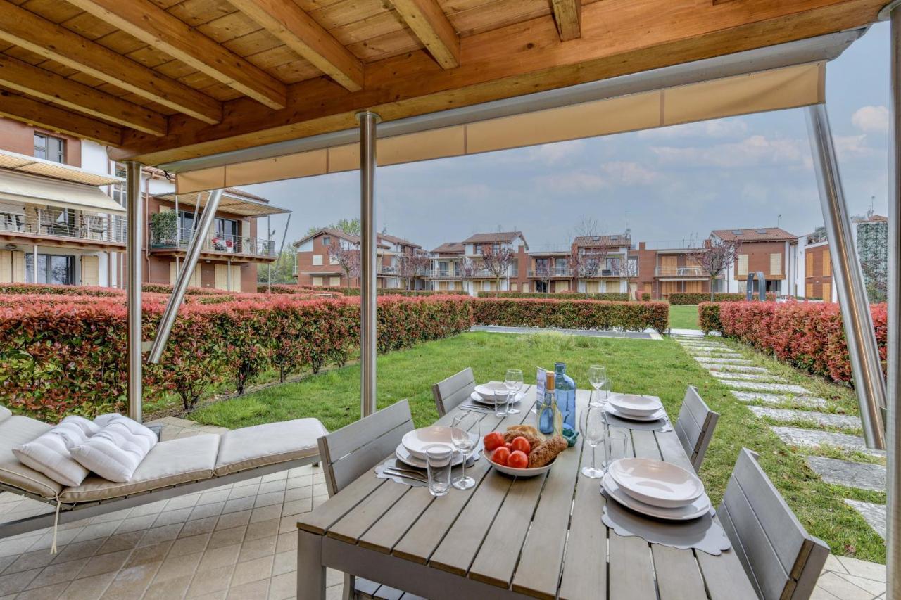 Borgo Gasparina Family Apartments Castelnuovo del Garda Bagian luar foto