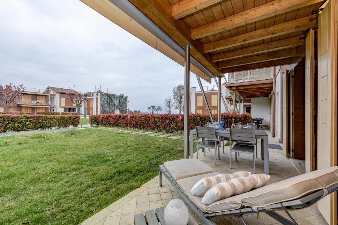 Borgo Gasparina Family Apartments Castelnuovo del Garda Bagian luar foto